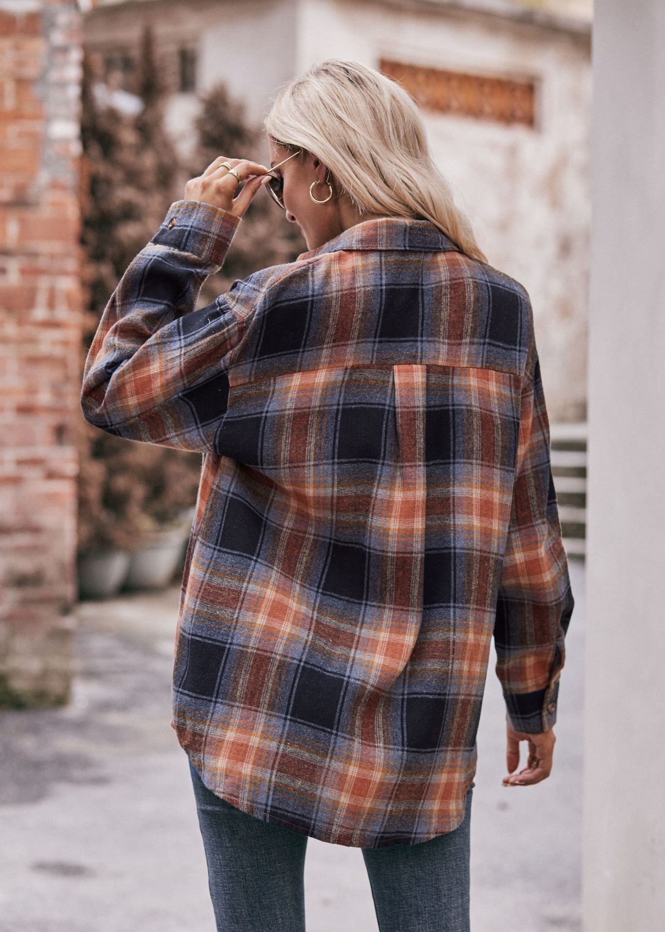 Women's Plaid Shacket Long Sleeve Button Down Flannel Shirts Plaid Jacket Coats With Chest Pocketed